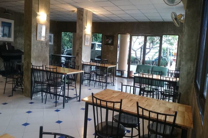 Imagen de los interiores del Hotel Central Place, Rayong. Foto 18