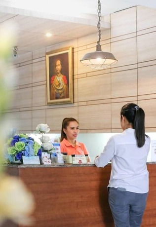 Imagen de los interiores del Hotel Central Place, Rayong. Foto 19