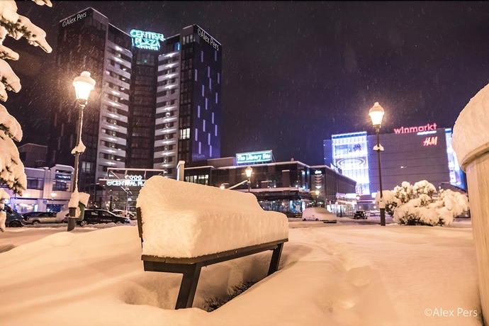 Imagen general del Hotel Central Plaza, Piatra Neamt. Foto 1