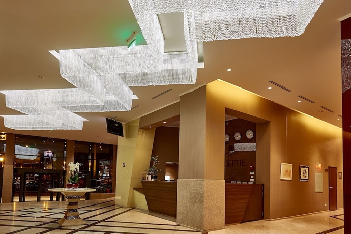 Imagen de los interiores del Hotel Central Plaza, Piatra Neamt. Foto 17