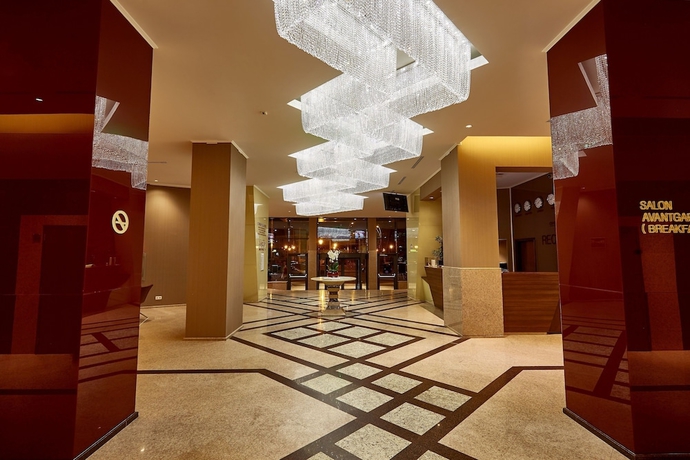 Imagen de los interiores del Hotel Central Plaza, Piatra Neamt. Foto 19