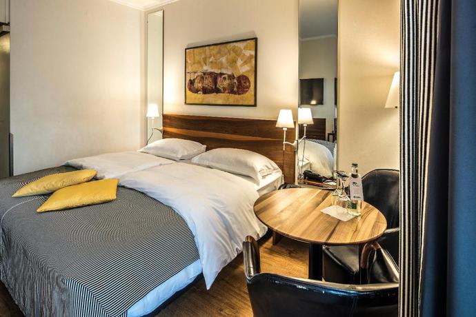 Imagen de la habitación del Hotel Central Plaza, Z&uacute;rich. Foto 7