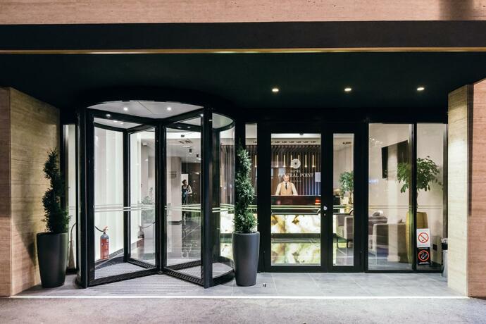 Imagen general del Hotel Central Point Beograd. Foto 48