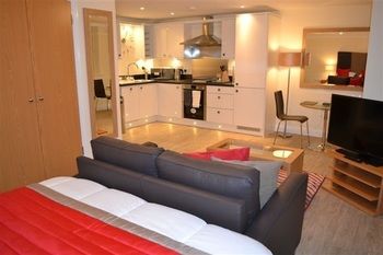 Imagen general del Hotel Central Point By House Of Fisher. Foto 3