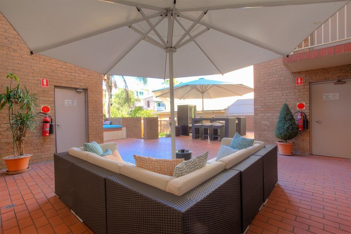 Imagen de los exteriores del Hotel Central Railway Hotel and Apartments. Foto 15