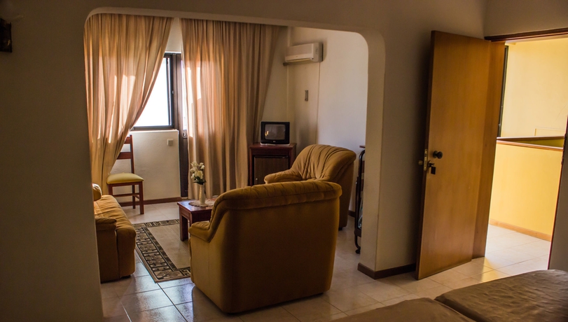 Imagen de los interiores del Hotel Central Santa Maria. Foto 12