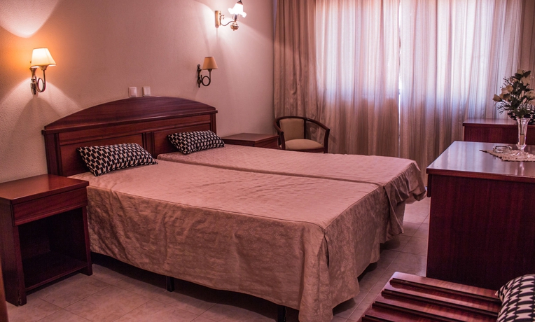 Imagen de la habitación del Hotel Central Santa Maria. Foto 10