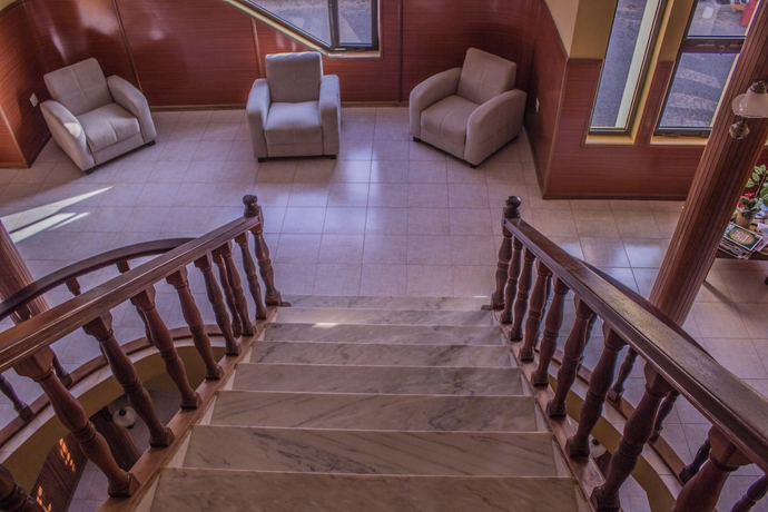 Imagen de los interiores del Hotel Central Santa Maria. Foto 16