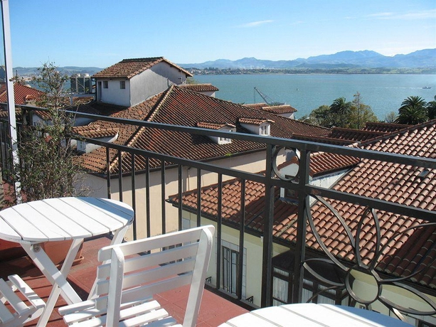 Imagen general del Hotel Central, Santander. Foto 6