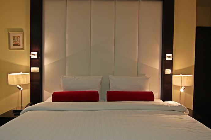 Imagen de la habitación del Hotel Central, Sarajevo. Foto 15