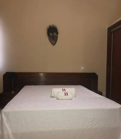 Imagen general del Hotel Central, São Tomé. Foto 11