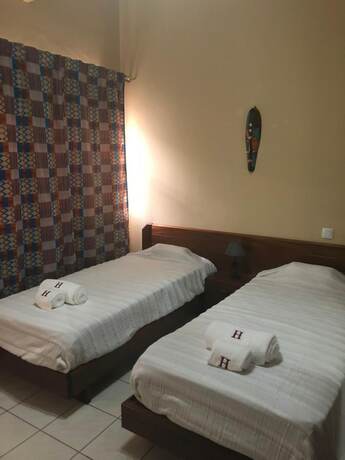Imagen general del Hotel Central, São Tomé. Foto 12