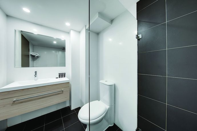 Imagen de la habitación del Hotel Central Studio Hotel Sydney. Foto 7