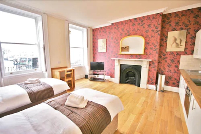 Imagen de la habitación del Hotel Central Studios Gloucester Place. Foto 10