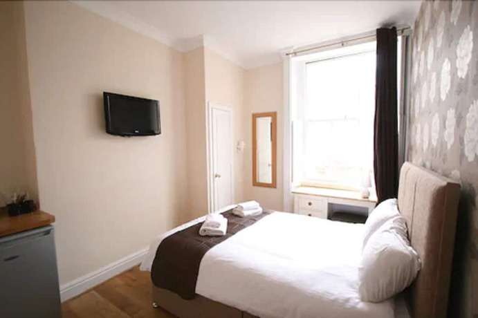 Imagen de la habitación del Hotel Central Studios Gloucester Place. Foto 13