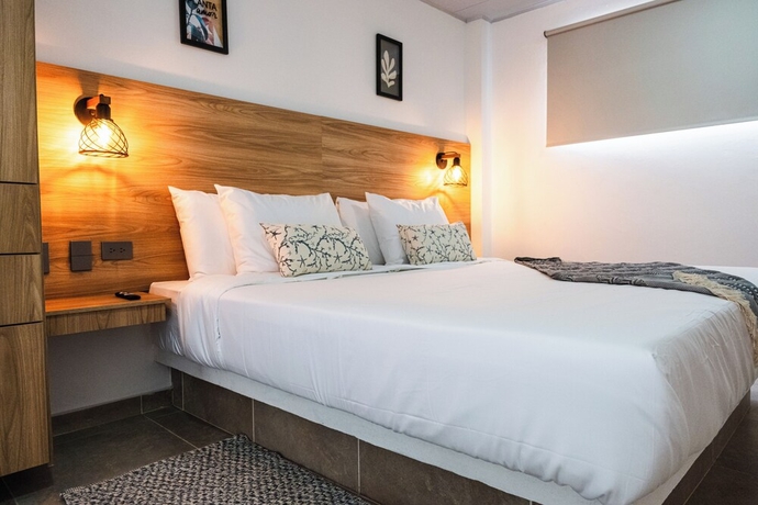 Imagen de la habitación del Hotel Central Suites by HandR. Foto 3