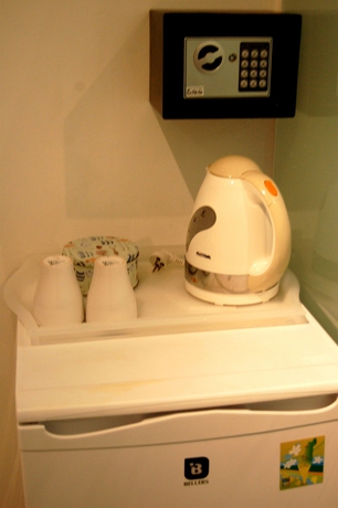 Imagen de la habitación del Hotel Central, TEL AVIV. Foto 7