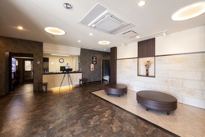 Imagen de los interiores del Hotel Central Takahagi. Foto 18