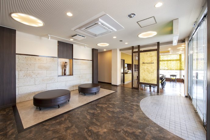 Imagen de los interiores del Hotel Central Takahagi. Foto 19