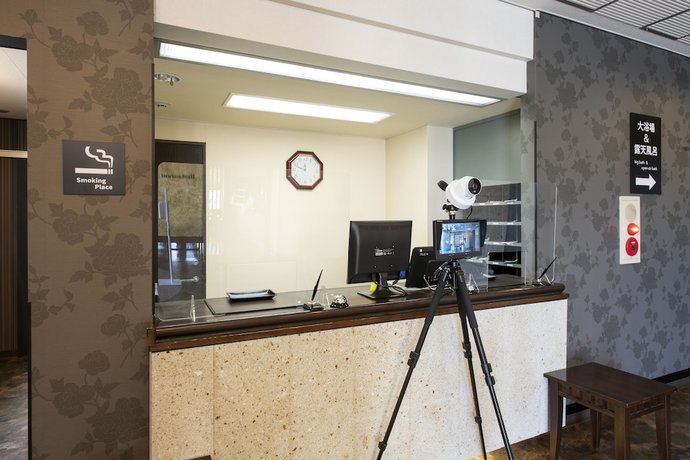 Imagen de los interiores del Hotel Central Takahagi. Foto 20