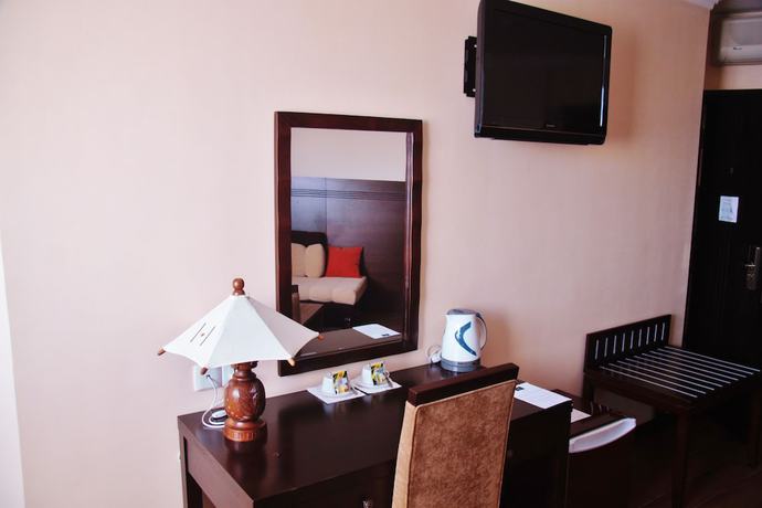 Imagen de la habitación del Hotel Central Tana. Foto 8