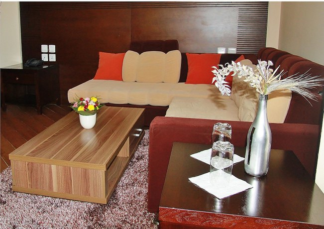 Imagen de la habitación del Hotel Central Tana. Foto 9