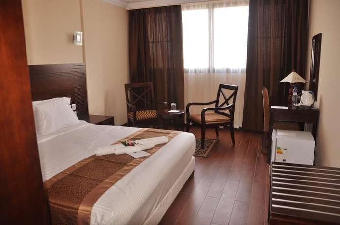 Imagen de la habitación del Hotel Central Tana. Foto 11