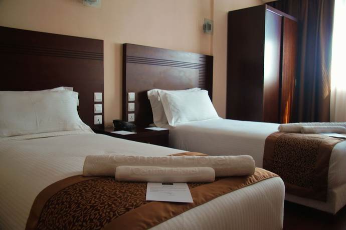 Imagen de la habitación del Hotel Central Tana. Foto 17