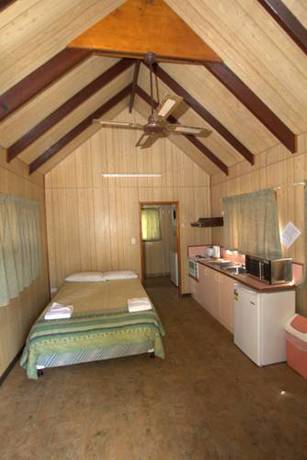 Imagen de la habitación del Hotel Central Tourist Park. Foto 6