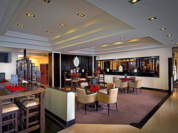 Imagen del bar/restaurante del Hotel Central Tullamore. Foto 3