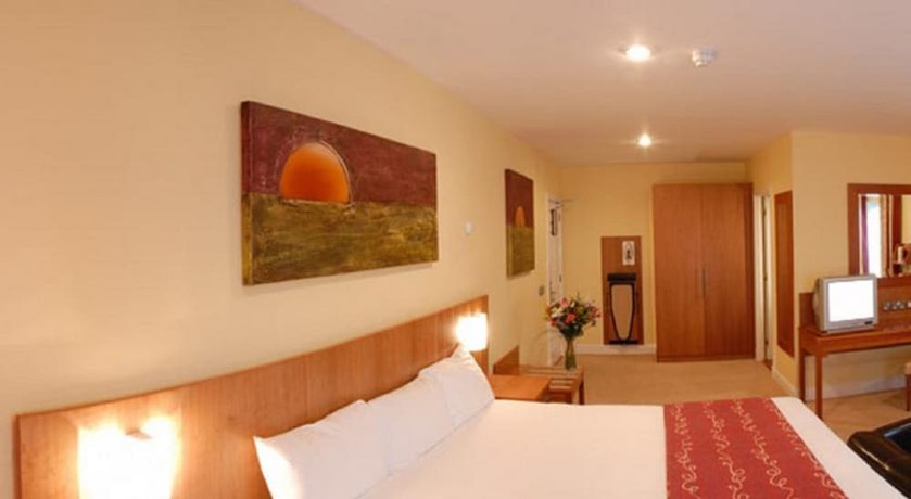 Imagen de la habitación del Hotel Central Tullamore. Foto 11