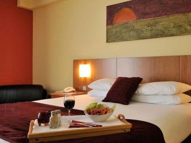 Imagen de la habitación del Hotel Central Tullamore. Foto 14