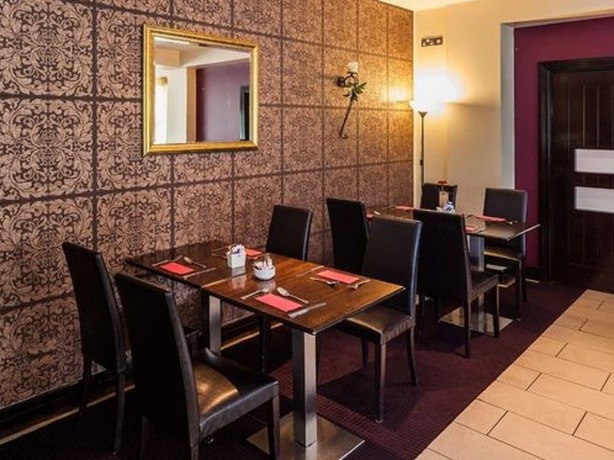 Imagen del bar/restaurante del Hotel Central Tullamore. Foto 10