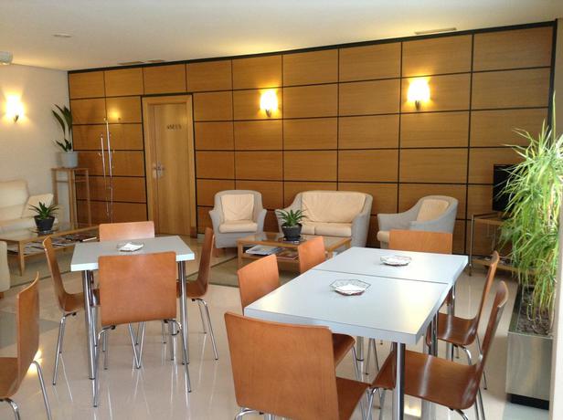 Imagen de los interiores del Hotel Central, Valdepeñas. Foto 6