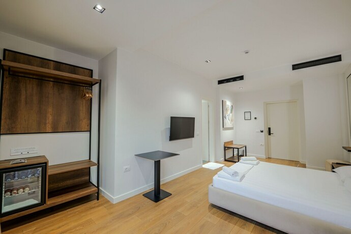 Imagen de la habitación del Hotel Central, Vlore. Foto 20