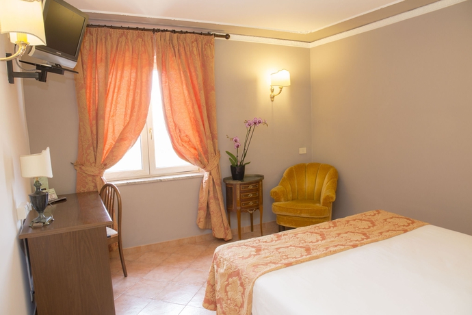 Imagen de la habitación del Hotel Central Wellness. Foto 5