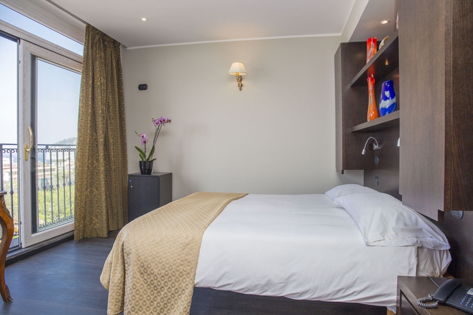 Imagen de la habitación del Hotel Central Wellness. Foto 6