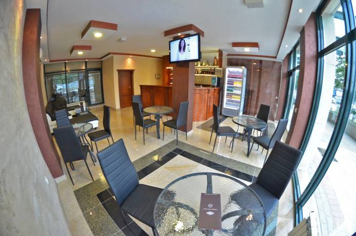 Imagen del bar/restaurante del Hotel Central West Hotel. Foto 2
