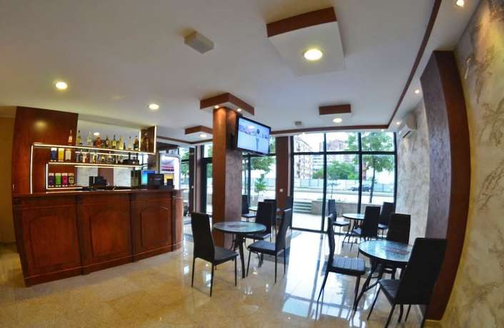Imagen del bar/restaurante del Hotel Central West Hotel. Foto 3