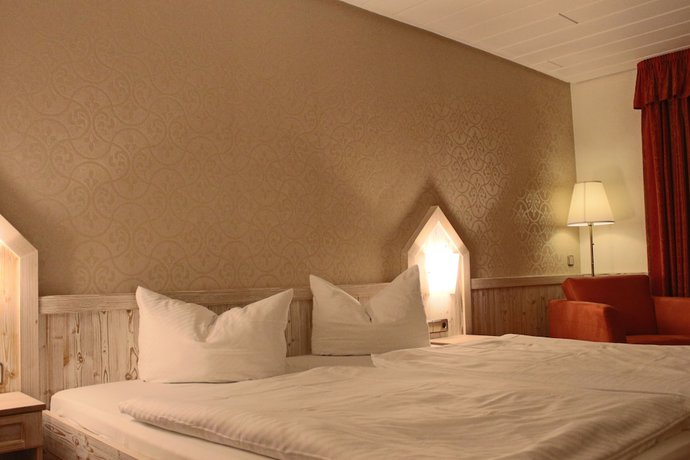 Imagen de la habitación del Hotel Central, Winterberg. Foto 5