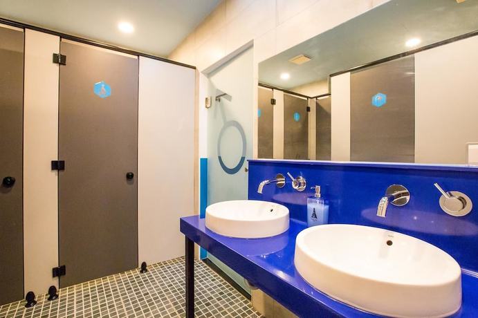 Imagen de la habitación del Hotel Central Woods Hostel. Foto 7