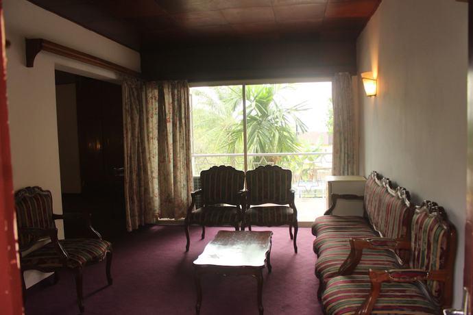 Imagen de la habitación del Hotel Central, Yaound&eacute;. Foto 11