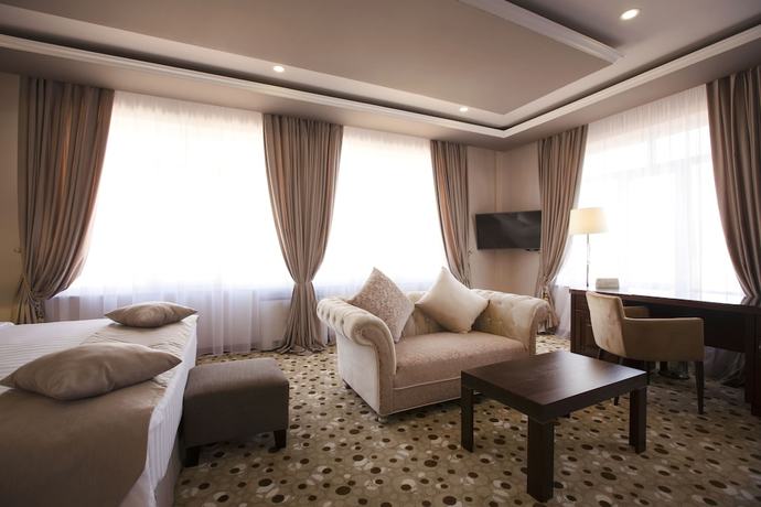 Imagen de la habitación del Hotel Central Yerevan. Foto 17