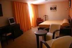 Imagen general del Hotel Central Yuncos. Foto 3