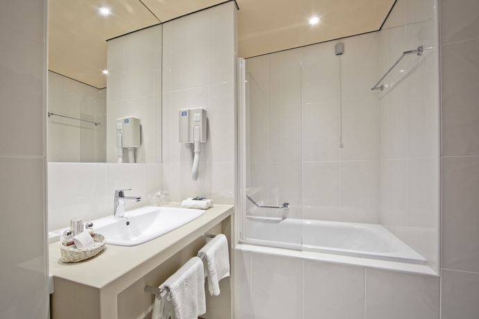 Imagen de la habitación del Hotel Central, Zagreb. Foto 2