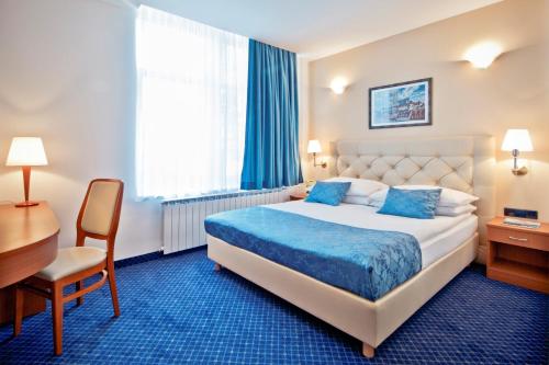 Imagen de la habitación del Hotel Central, Zagreb. Foto 6