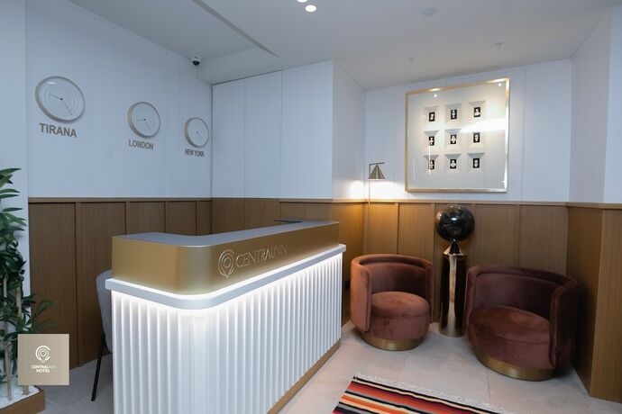 Imagen general del Hotel CentralInn Tirana. Foto 8