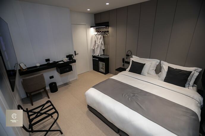 Imagen general del Hotel CentralInn Tirana. Foto 14