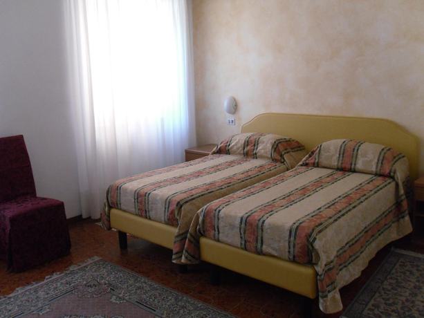 Imagen de la habitación del Hotel Centrale, Aplecchio. Foto 2