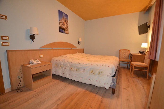 Imagen de la habitación del Hotel Centrale, Auronzo di Cadore. Foto 6